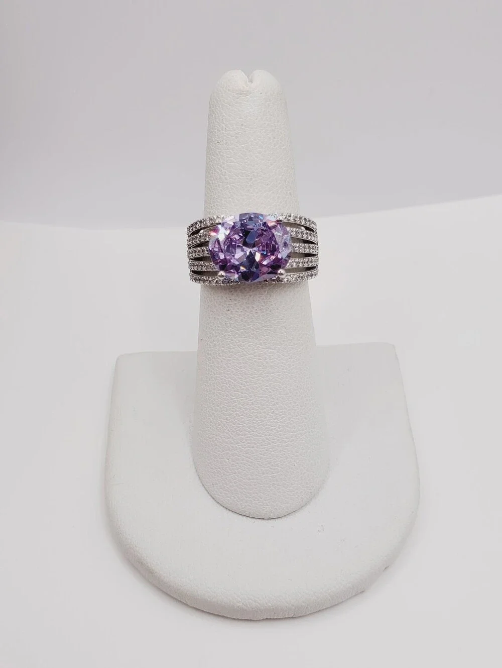 4.50 Carat Horizontally Set Oval Purple Stone - 925 Sterling Silver Ring